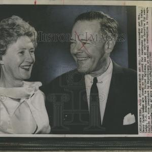 1960 Press Photo Ambassador and Mrs. Henry Cabot Lodge Clearance Fast Delivery