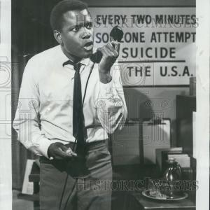 1969 Press Photo  Sidney Poitier in "The Slender Thread" Outlet Best Pices
