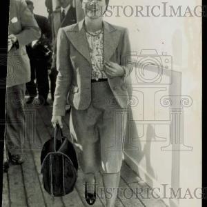 1956 Press Photo Mrs. Anne Morrow Lindbergh aboard ship. - hpa81371 Cheap Sale Now