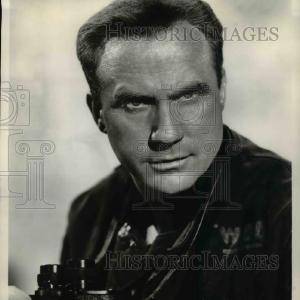 1956 Press Photo Jack Warden in Run Silent Run Deep - cvp76429 Extremely Cheap Pice