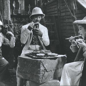 1956 Press Photo Around World Eighty Days Robert Newton David Niven Shirley Quality Free Shipping