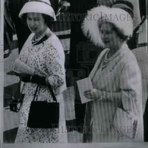 1964 Press Photo Queen Elizabeth Head Commonwealth Cheap Order