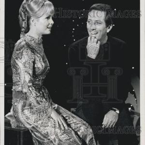 1971 Press Photo Debbie Reynolds and Andy Williams "The  Andy Williams Show." Clearance Geniue Stockist