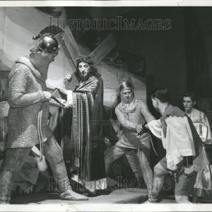 1958 Press Photo Church Catholic Roman Night Station Buy Cheap 2025 Newest