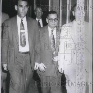 1957 Press Photo Virgin. (Doc) Summers, George (Bugs) Moren Burglary of Citizens Original Cheap Online