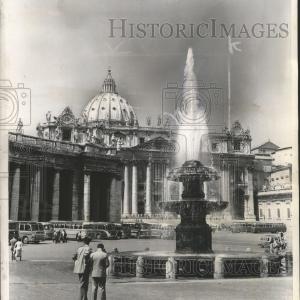 1957 Press Photo Vatican Square, Rome, Italy Discount Outlet Store