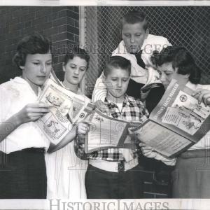 1957 Press Photo School Children Read Safety Booklets Cheap Sale Fashionable