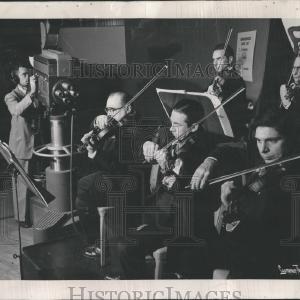1955 Press Photo The Violin String Instrument Musicains Limited Edition
