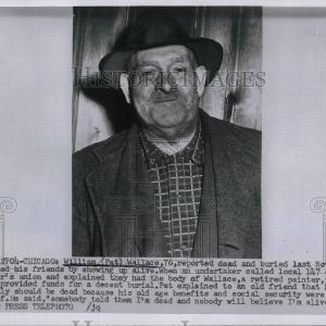 1955 Press Photo William Wallace retired painter reported that he's dead. Brand New Unisex