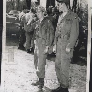 1955 Press Photo Search for 2-year-old Jackie Colby Cheap Sale Cheap
