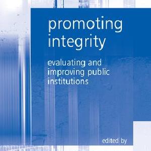 Promoting Integrity - Paperback / softback Discount Wiki
