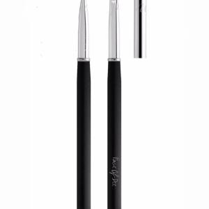 TIP & BLEND PERFECT LIP BRUSH Best For Sale