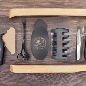 Beard Grooming Kit (Brush, Comb &Trimmers) Brand New Unisex Sale Online