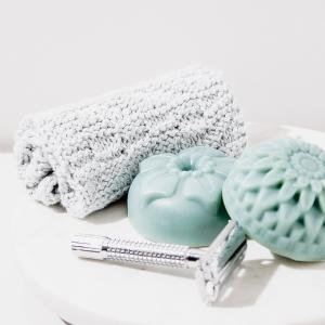 WHITE TEA   GINGER LADIES LEG SHAVING BAR Cheap Hot Sale