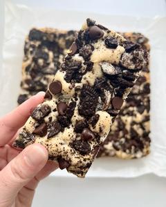 Cookies & Cream Blondie Footlocker For Sale
