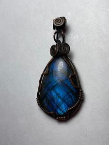 Labradorite Pendent Countdown Package Online