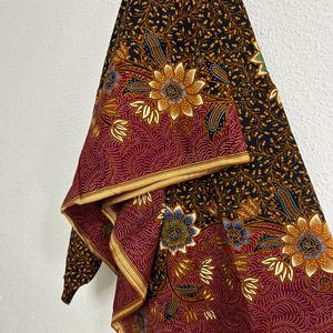 Traditional Flowers Motif Border Red Discount Explore