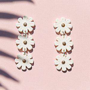 White Daisy Chains Clearance New Arrival