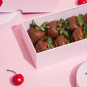 Strawberry Box Comfortable