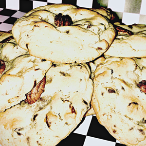 Chocolate Chip Pecan Jumbo Soft-Baked to Order Cookie Shop Offer Cheap Pice