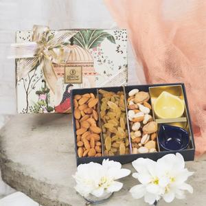 ZOROY Diwali gift box with 225gms dry fruits and diyas Discount Visit New