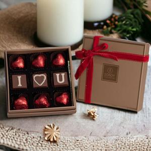 ZOROY Box of 9 Love stories- contains hearts and I Love You chocolates Outlet Discount Authentic