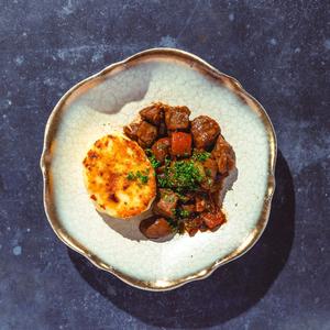 Boeuf Bourguignon mit Kartoffelgratin Discount Huge Surprise