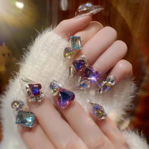 Glam Up Store Online