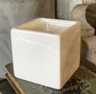 Amber Wood Vetiver 11oz Soy Candle in Pottery With Paypal For Sale