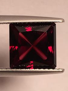 Red Zircon Discount Cheapest Pice